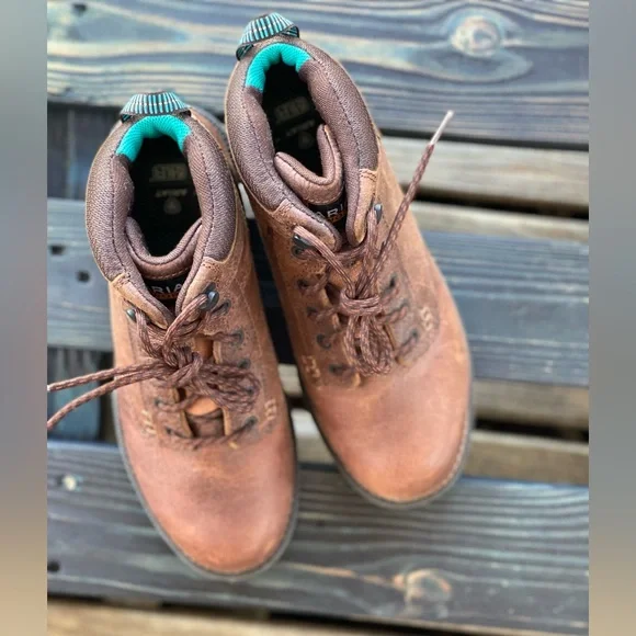 ARIAT COMPOSITE TOE BOOTS - Picture 2 of 6